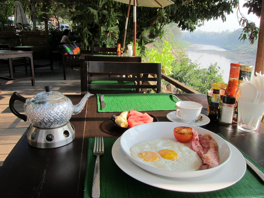 villa nagara breakfast