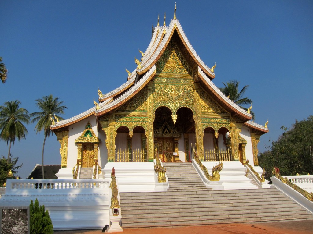 haw pha bang temple luang prabang