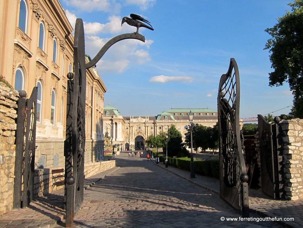 buda castle entrance