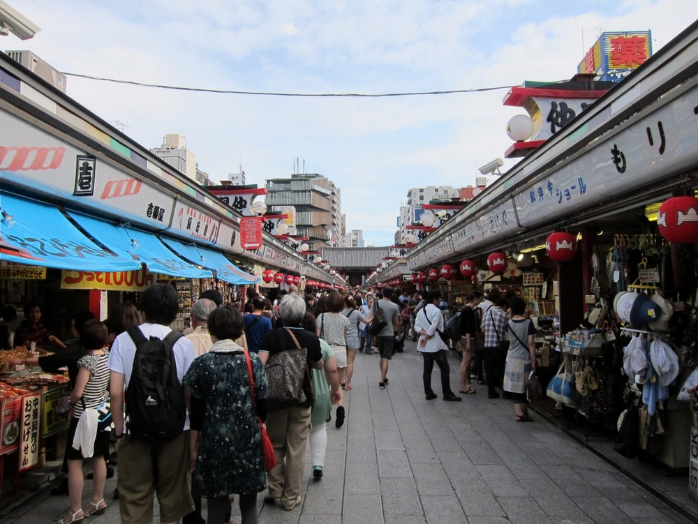 Nakamise-dori Street Asakusa