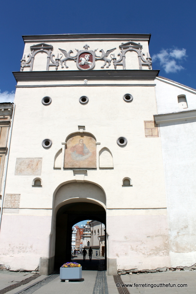 Entrance gate through the medieval Vilnius city wall 