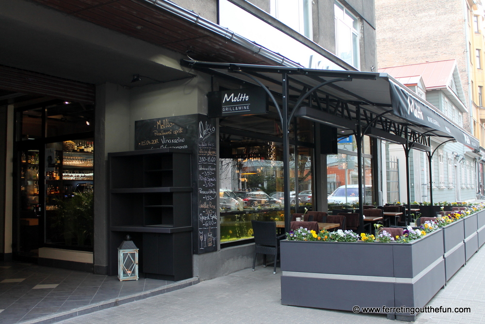 Moltto Wine Bar Riga