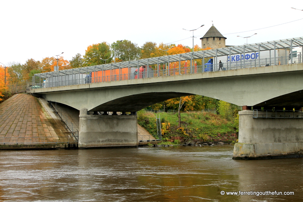 narva border crossing