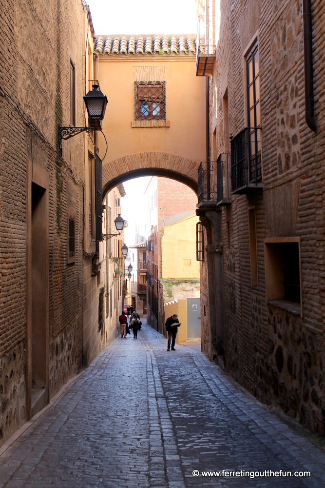 An alleyway in the medieval city of Toledo, Spain