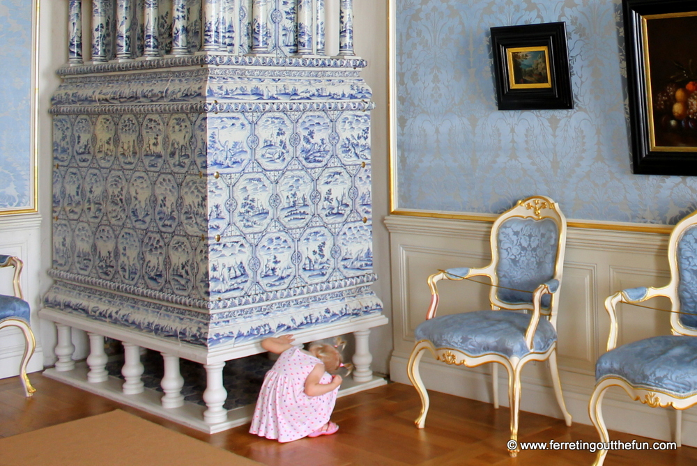 rundale palace blue and white stove