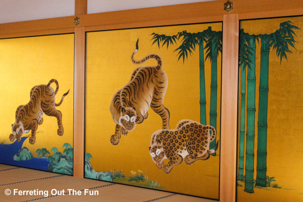 honmaru palace tiger painting