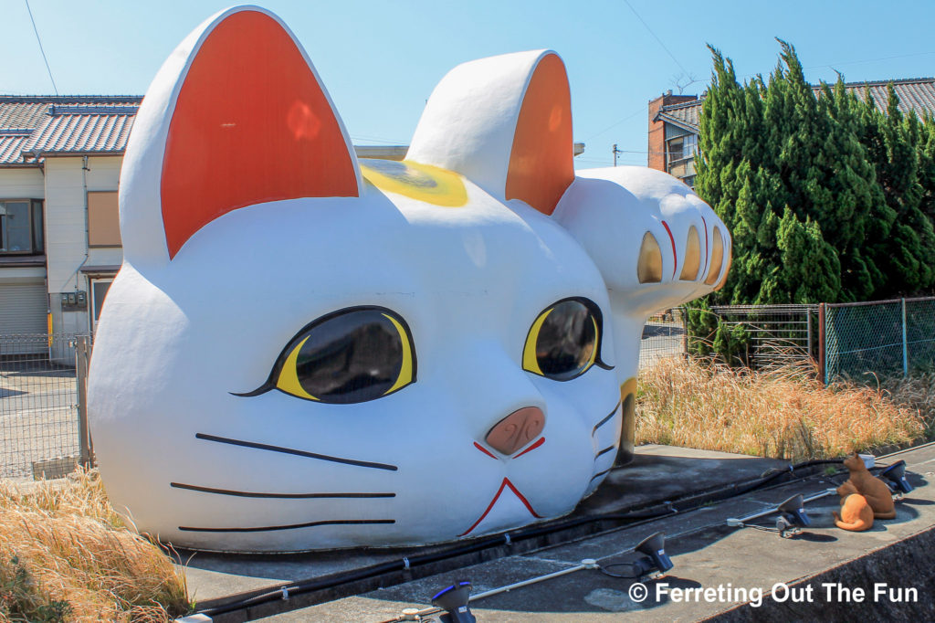 toko nyan tokoname maneki
neko