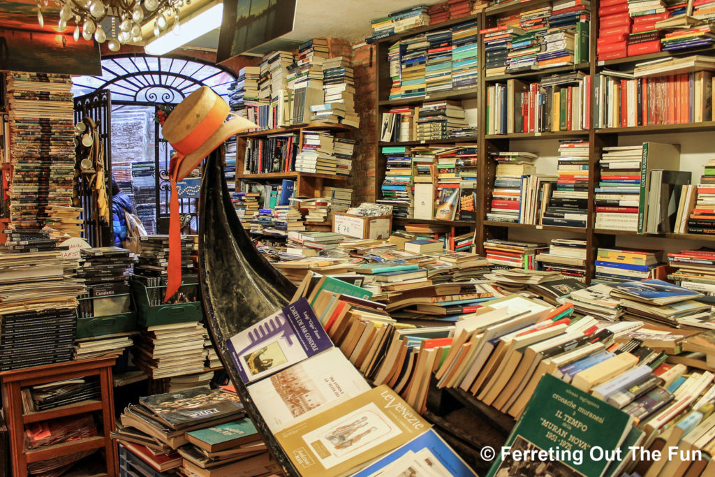 libreria acqua alta