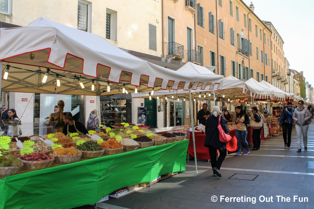 piazza della frutta padua