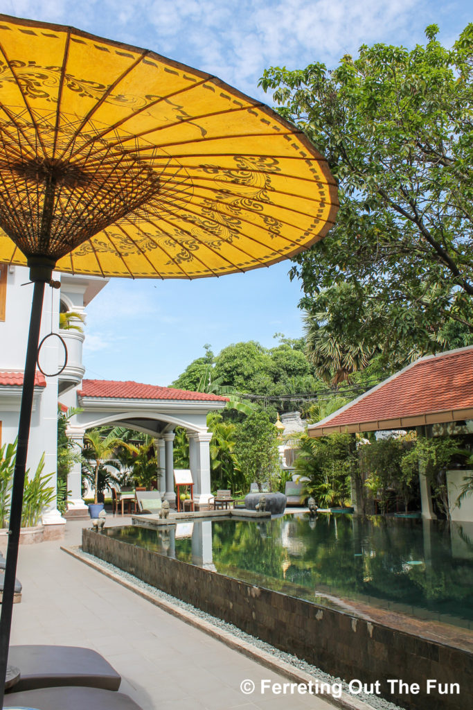 The gorgeous swimming pool of the Pavilion Hotel in Phnom Penh