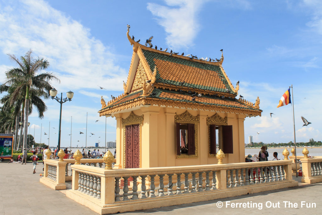 Phnom Penh riverside park