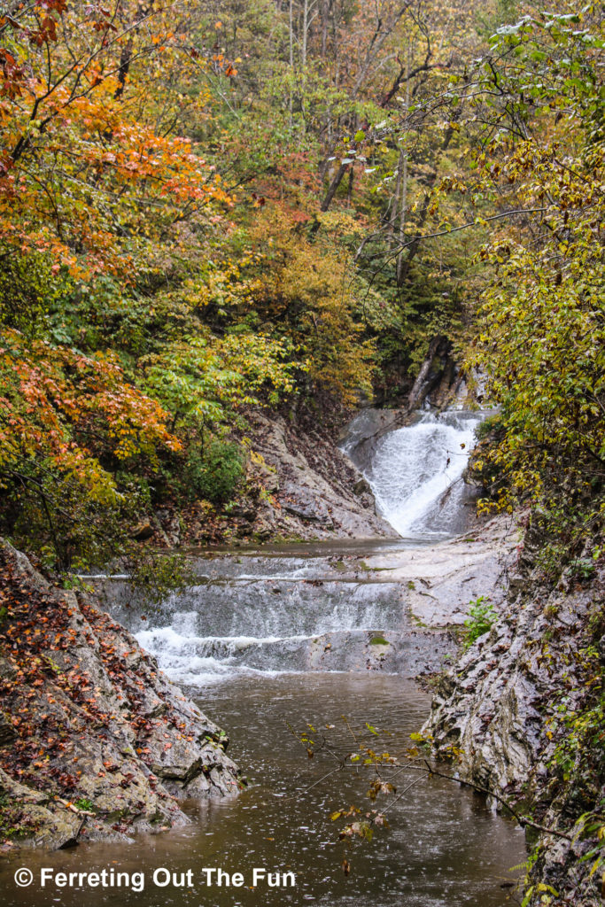 Autumn at Lace Falls, a pretty waterfall in Natural Bridge State Park // things to do in the Blue Ridge Mountains VA