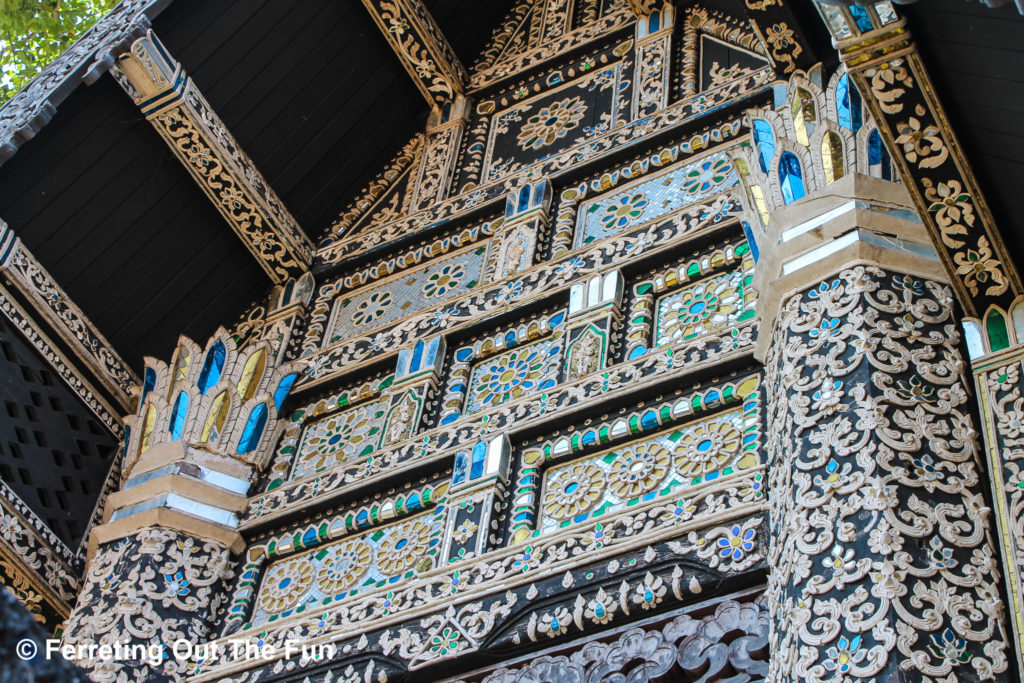 Wat Chedi Luang mosaics