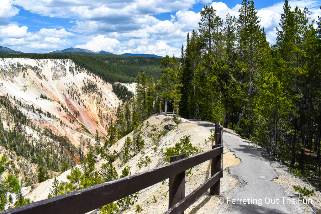 Grand Canyon of the Yellowstone South Rim Trail