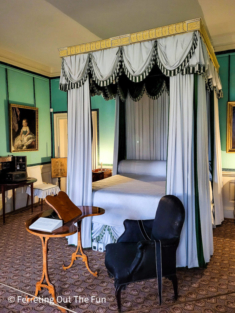 Queen Charlotte's bedroom in Kew Palace, London