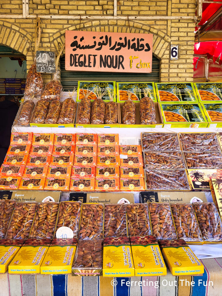 Deglet Nour, the best dates in the world // Tozeur, Tunisia