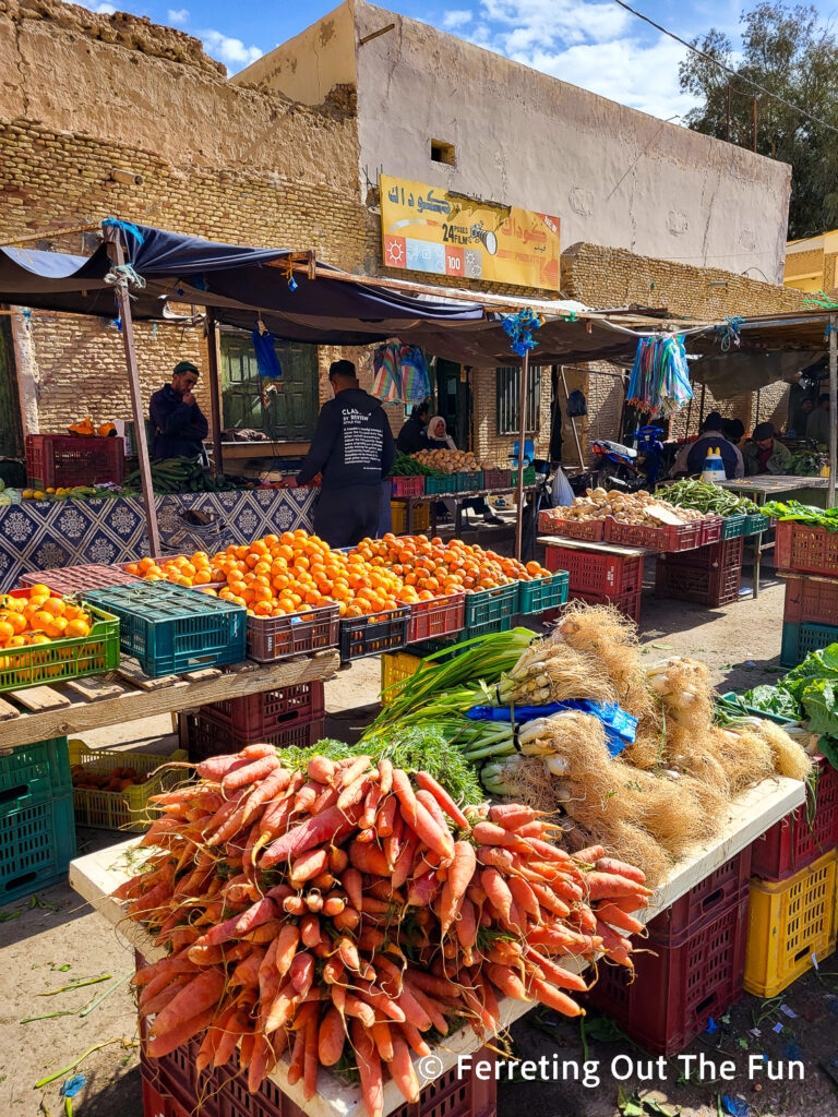 Tozeur central market produce stands