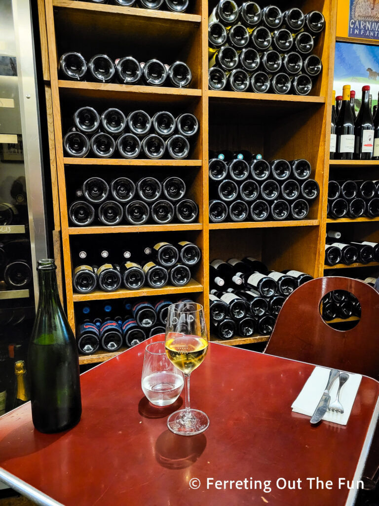 Juveniles wine bar and bistro Paris